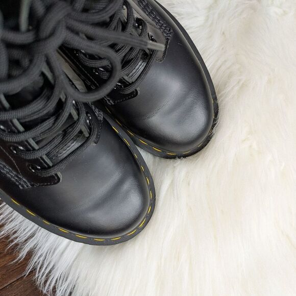 DR. MARTENS 1460 Shiny Smooth Black Leather Womens Boots size 6 - Picture 14 of 14